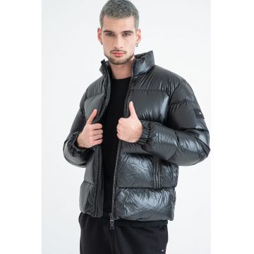 Geaca cu aspect matlasat