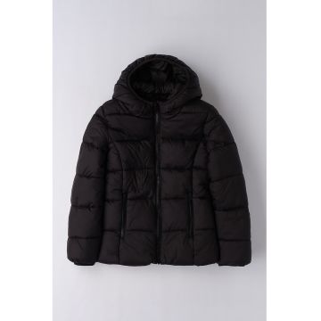 Geaca cu gluga si fermoar