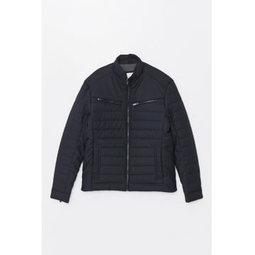 Geaca cu segmente matlasate