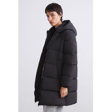 Geaca cu vatelina si gluga