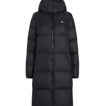 Geaca matlasata cu logo mic