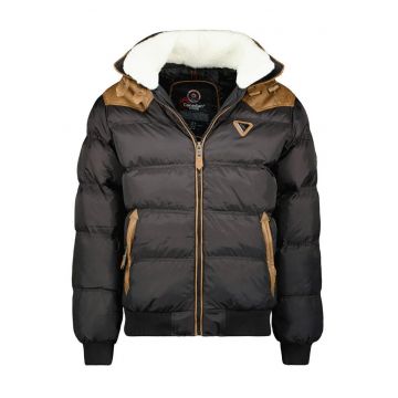 Geaca scurta cu guler inalt -