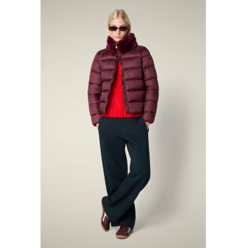 Geanta matlasata cu guler din blana sintetica