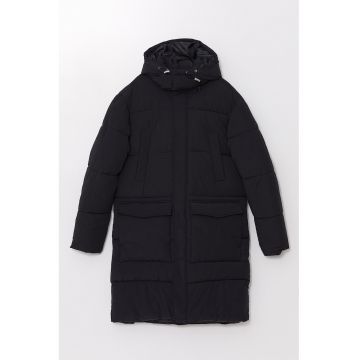 Jacheta pufoasa cu gluga detasabila