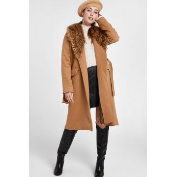Palton din amestec de lana cu captuseala din blana sintetica