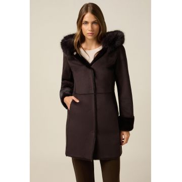Palton lung din blana shearling sintetica cu gluga
