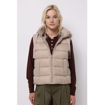 Vesta bufanta din nailon