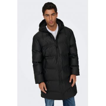 Geaca lunga cu vatelina si gluga