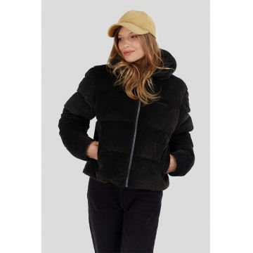 Geaca matlasata cu buzunare laterale Lina