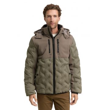 Geaca uni cu buzunare si fermoar