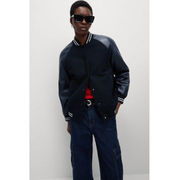 Jacheta bomber cu segmente din fleece