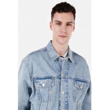 Jacheta din denim cu aspect decolorat