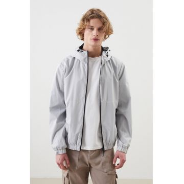 Jacheta regular-fit cu gluga