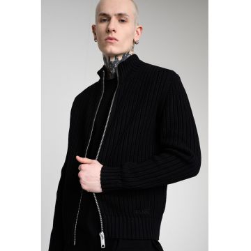 Jacheta slim fit tricotata si striata