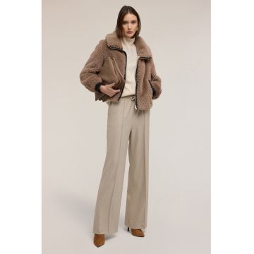 Palton din blana sintetica cu guler inalt