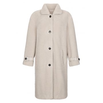 Palton din material teddy cu buzunare