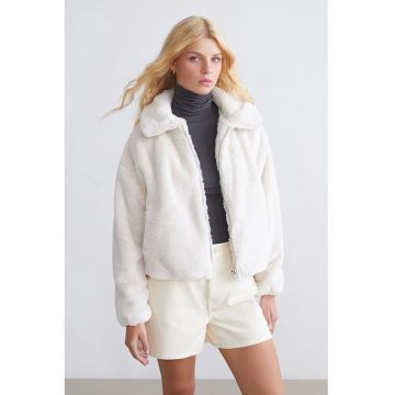 Palton din material teddy cu fermoar