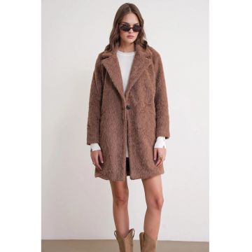 Palton lung texturat -  guler de jacheta - maro mocha - textil