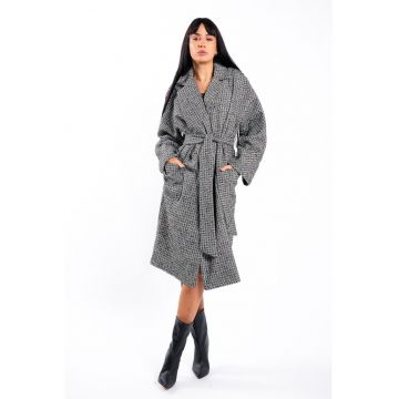 Palton oversize cu imprimeu grafic si cordon