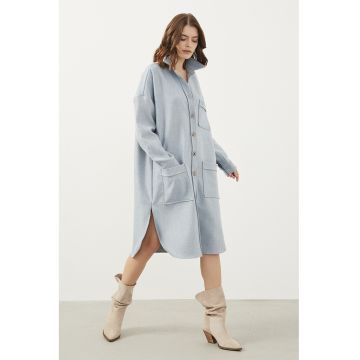 Palton supradimensionat cu nasturi