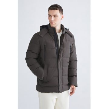 Geaca cu vatelina si gluga