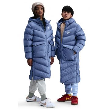 Geaca lunga matlasata cu buzunare