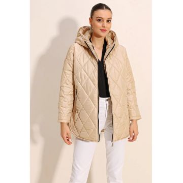 Geaca matlasata cu puf si buzunare laterale -