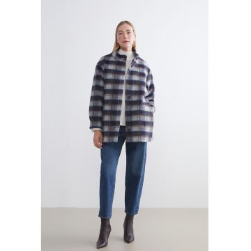 Jacheta-camasa din amestec de lana cu guler scurt si model uni