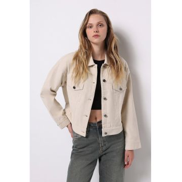 Jacheta din reiat cu nasturi