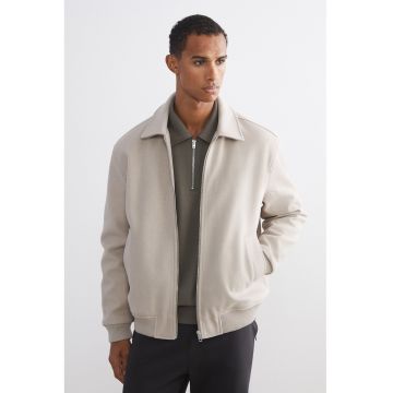 Jacheta-camasa cu model uni - guler clasic si captuseala din material teddy