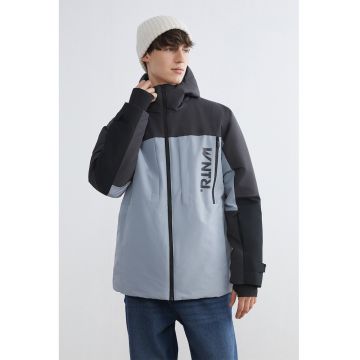 Jacheta cu buzunare cu fermoar pentru schi