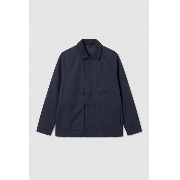 Jacheta cu buzunare exterioare