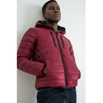 Jacheta usoara cu gluga Alaricana