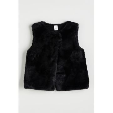 Vesta cu decolteu rotund