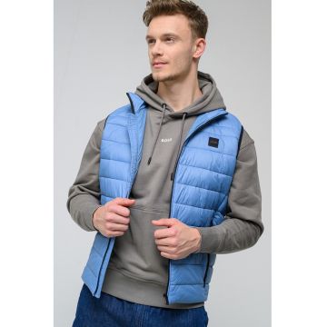 Vesta matlasata Odeno