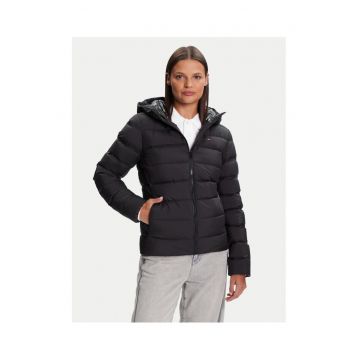 Geaca de puf dama  negru - fabricata din material usor -
