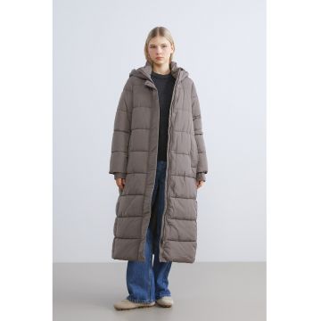 Geaca lunga matlasata cu gluga - Grej