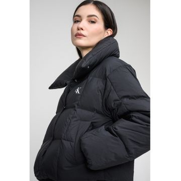 Geaca scurta cu vatelina si guler supradimensionat - Negru