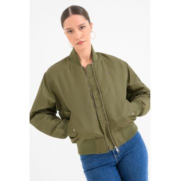 Jacheta bomber cu vatelina si logo discret Essential - Verde masliniu
