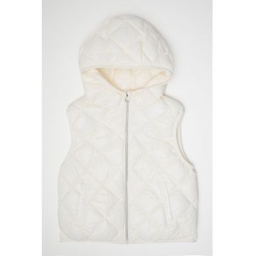 Vesta matlasata cu gluga - Alb fildes