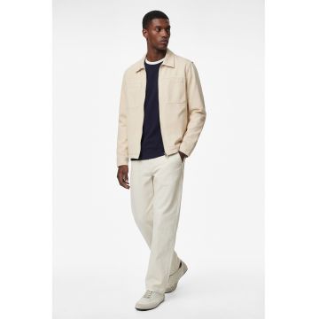 Jacheta regular fit cu fermoar si buzunare pe piept - Bej