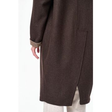 Palton cu manecile cazute